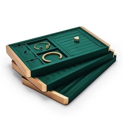 Earring display tray suitable for showcasing jewelry