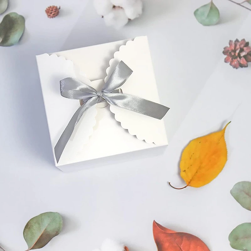 Custom Pure White Scalloped Gift Box With Silver Satin Ribbon manufacturers