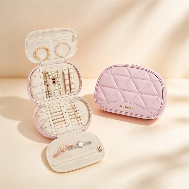 Custom Pink Quilted Jewelry Travel Case With Folding Compartments