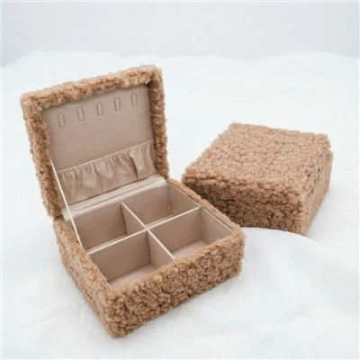 Teddy Fleece Jewelry Case